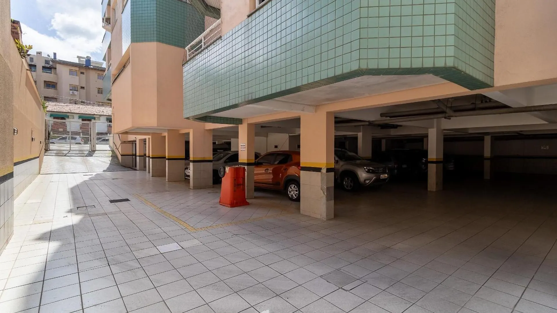 Apto C/ Churrasqueira A 60M Da Praia Smb0307 Florianopolis Brazil